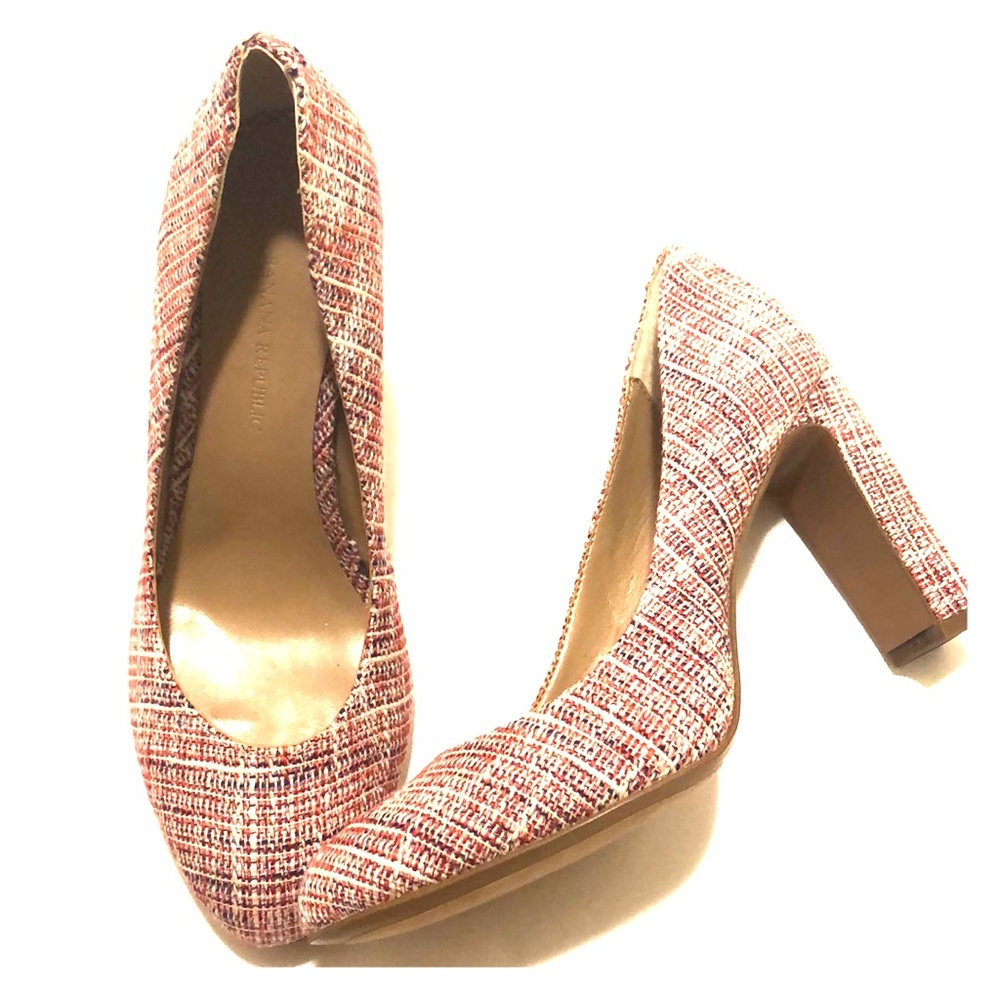 BANANA REPUBLIC PUMPS (LIKE NEW)